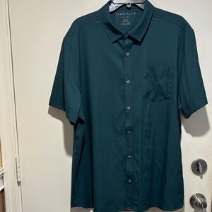 Perry Ellis Men's Button-Down Shirt